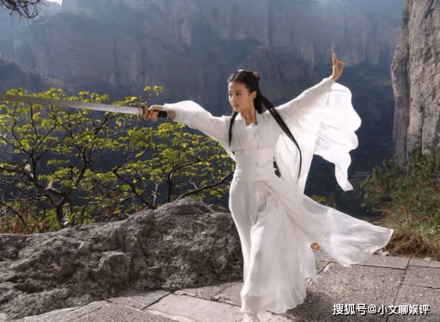 她曾是「小龍女」第一人選，卻因太紅不想演，結果古裝劇接連翻車