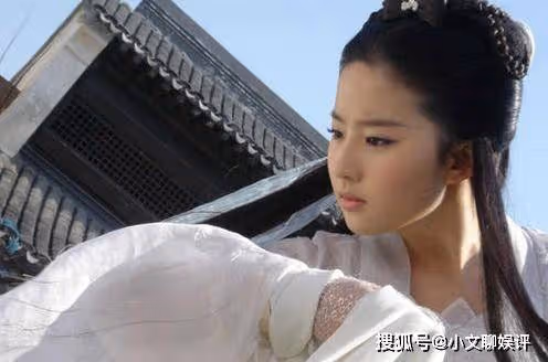 她曾是「小龍女」第一人選，卻因太紅不想演，結果古裝劇接連翻車