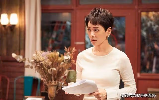 寧靜的22歲混血兒子:繼承父母完美基因,父母離婚後仍堅強成長