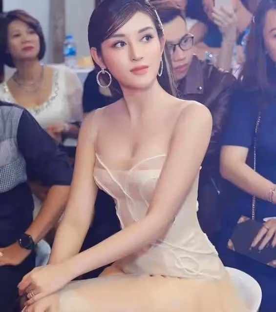 國外第一美女Nguyen,完美身材顏值天花板,果然名不虛傳