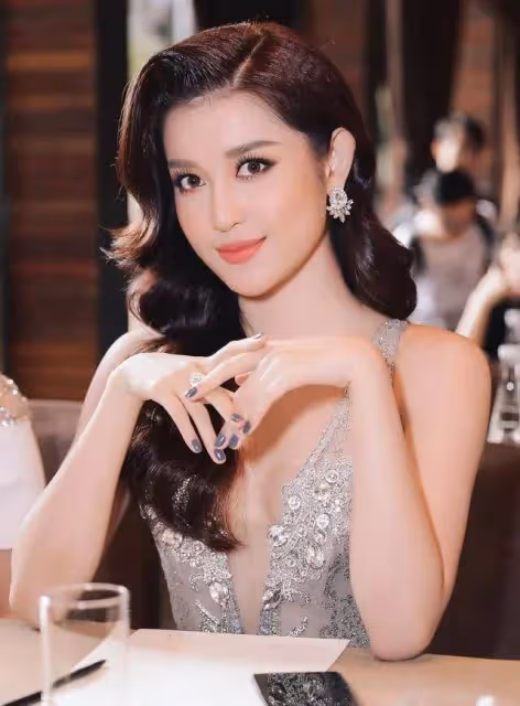 國外第一美女Nguyen,完美身材顏值天花板,果然名不虛傳