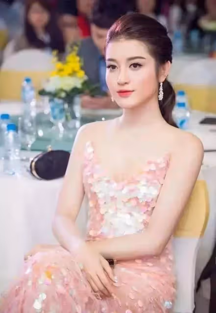 國外第一美女Nguyen，完美身材顏值天花板，果然名不虛傳