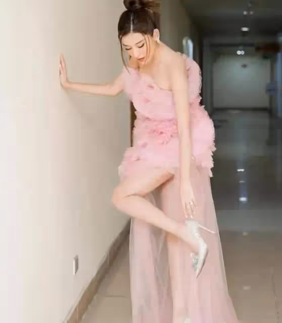 國外第一美女Nguyen，完美身材顏值天花板，果然名不虛傳