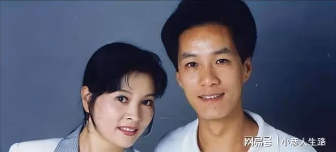 演員馮遠征:娶大8歲的梁丹妮,丁克29年,如今他還好嗎?