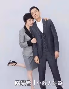 演員馮遠征:娶大8歲的梁丹妮,丁克29年,如今他還好嗎?