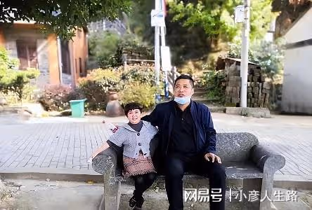 1米2的陳麼榮：97年冒險產子，老公大高個，兒子1米8，14歲上交大