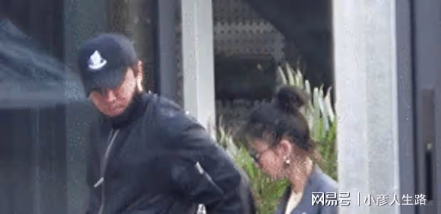周末5個瓜,成龍私生子、汪涵又被罵,楊冪也陷入風波
