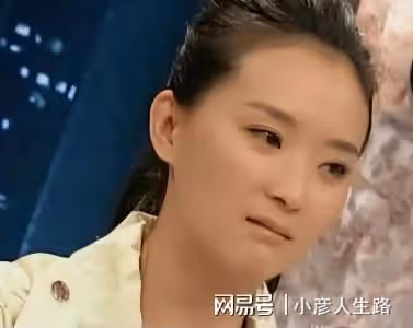 23歲王艷嫁給二婚富豪老公，25年後，再看到底有多幸福