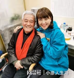 閆學晶離婚11年:她二婚生寶寶又做婆婆,前夫三婚再做父親