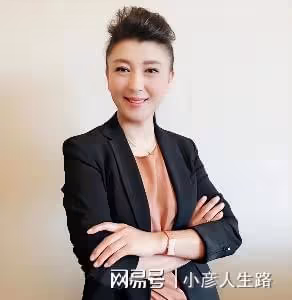 閆學晶離婚11年：她二婚生寶寶又做婆婆，前夫三婚再做父親