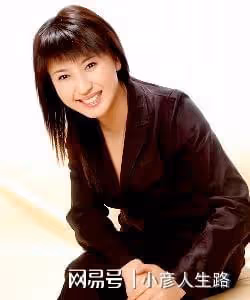 閆學晶離婚11年：她二婚生寶寶又做婆婆，前夫三婚再做父親
