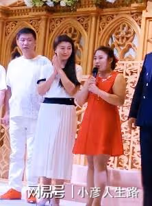 閆學晶離婚11年:她二婚生寶寶又做婆婆,前夫三婚再做父親
