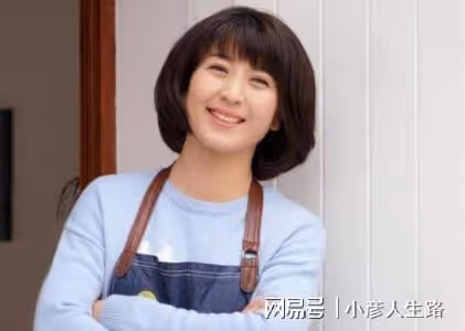 閆學晶離婚11年:她二婚生寶寶又做婆婆,前夫三婚再做父親