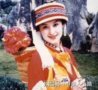 王璐瑤:不顧勸阻嫁離異富商,懷孕也要工作,如今她還好嗎?