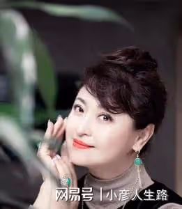 王璐瑤:不顧勸阻嫁離異富商,懷孕也要工作,如今她還好嗎?