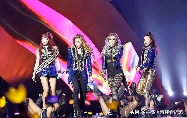2NE1朴春近照曝光!妝造奇特十分誇張,臉部浮腫明顯引外界擔憂