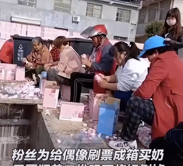 李易峰家倒塌後,數萬粉絲吐槽他的冤屈,撒貝寧一句話說出了背後的真相