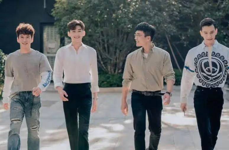 張翰新劇評分為2.1，為歷史最低，演員們一個接一個地爛了，張翰的微博已經被