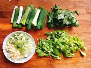 土豆片烤姥姥（炒莜麵洞洞）