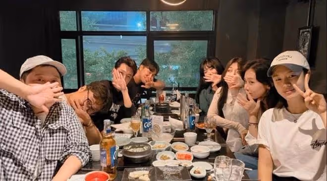 《機智醫生生活2》即將終映1周年 金大明就在IG上傳機醫Team一起聚餐的合照