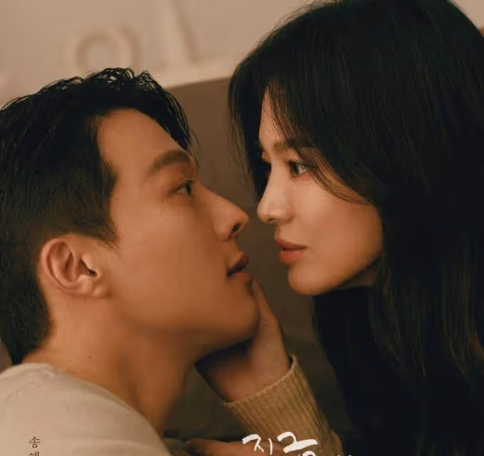 又一部高顏值下飯的甜寵劇來了,帥氣男愛上颯爽可愛女