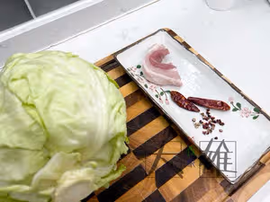 手撕包菜的秘訣-在家做出飯店的味道