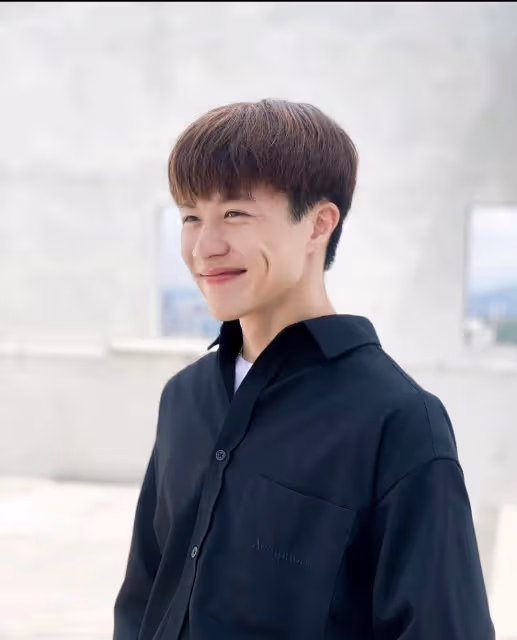 梁奕文奪「最具人氣校草」頭銜　李偉俊贊他「有潛力」！