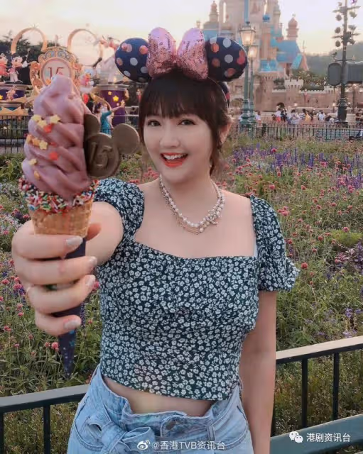 李悅彤與富商老公婚後變貴婦!留斯文短髮激似郭嘉文