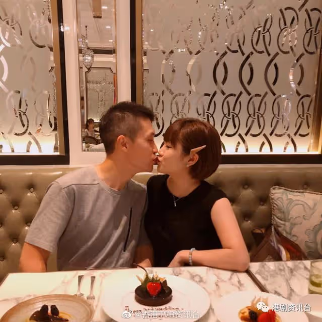 李悅彤與富商老公婚後變貴婦!留斯文短髮激似郭嘉文