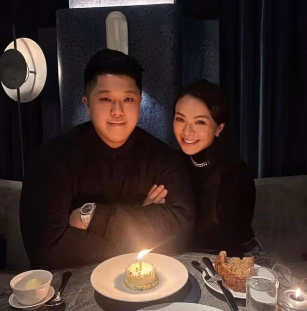 笑容燦爛!TVB小花富貴男友被破產,心情不受影響與好友開心飯聚