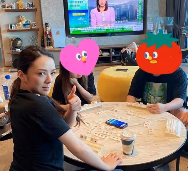 笑容燦爛!TVB小花富貴男友被破產,心情不受影響與好友開心飯聚