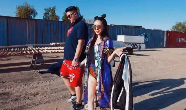 笑容燦爛!TVB小花富貴男友被破產,心情不受影響與好友開心飯聚