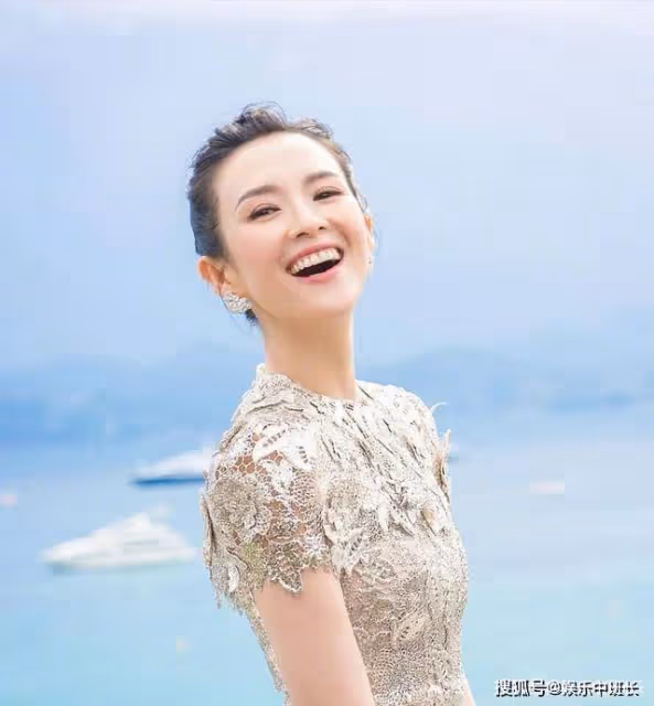 撒貝寧妹妹:比嫂子李白還美,低調做教師不羨慕哥哥身價過億
