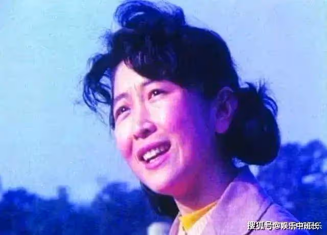 唐國強前妻:捧紅前夫卻被離婚,死後看女兒管「小三」繼母叫媽媽