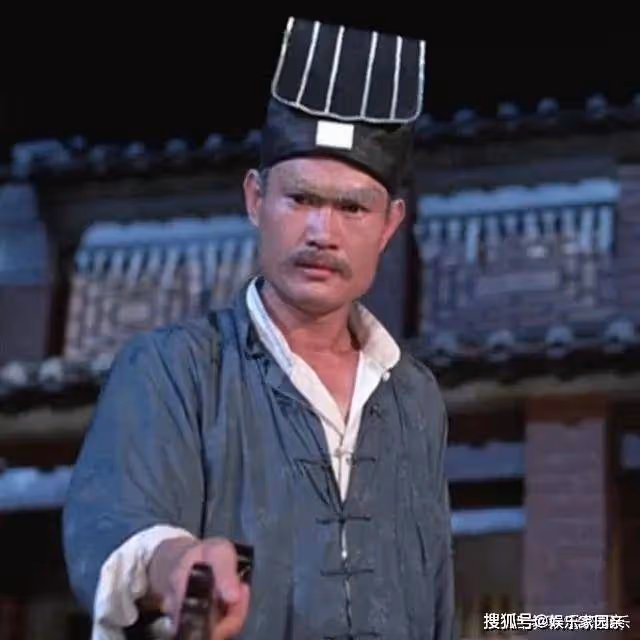 林正英:患癌後拒絕再見苑瓊丹,對方卻以未亡人身份出席他的葬禮