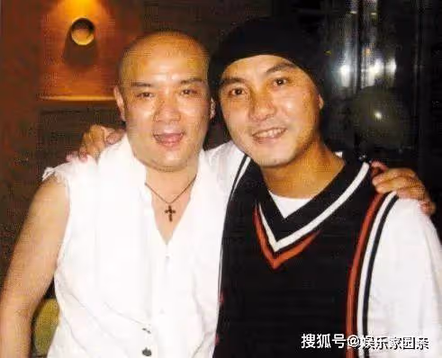 張衛健弟弟:因錢財與哥哥反目成仇,他家中猝死後哥哥隱退娛樂圈