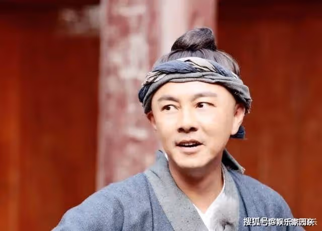 張衛健弟弟:因錢財與哥哥反目成仇,他家中猝死後哥哥隱退娛樂圈