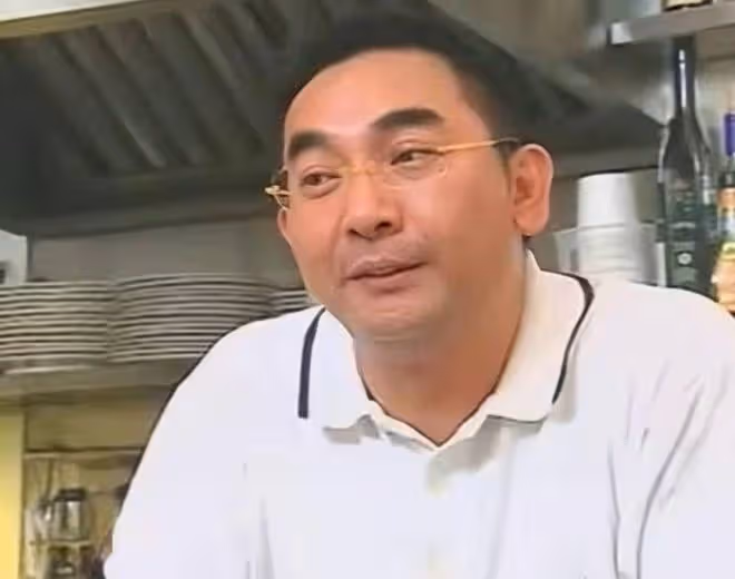67歲港星定居福建，趁休息帶妻子到農村住2晚，對環境讚不絕口