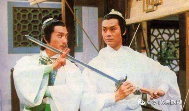 72歲劉松仁曬近照，趙雅芝送問候：2年前中風隱退，無兒女靠太太