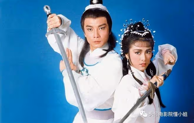 72歲劉松仁曬近照，趙雅芝送問候：2年前中風隱退，無兒女靠太太