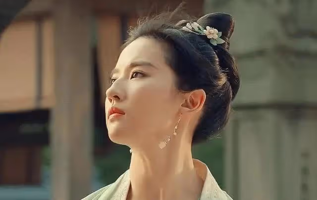 網易研究出中國頂級審美臉：是關曉彤、趙露思、張天愛的結合體？