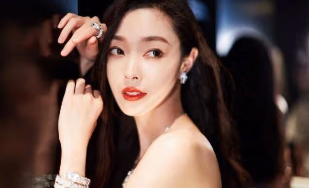 顏值即正義!大美女都有越作越紅的體質,關之琳小林青霞當年真敢啊