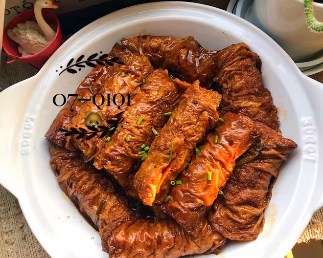 黃（wang）醬包（就是豆腐衣包肉）