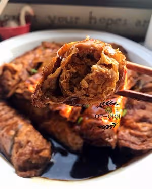 黃（wang）醬包（就是豆腐衣包肉）