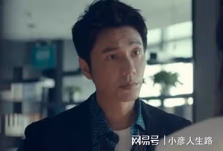 46歲的李小冉,46歲的曾黎,狠狠打臉同齡男星