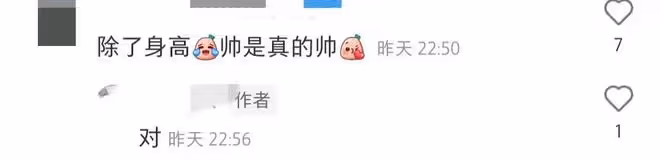 56歲郭富城香港鬧市中熱舞!動作絲滑肌肉健碩,與粉絲合照接地氣