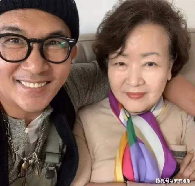 具俊曄給侄女做飯，3個細節很貼心，證明大S的確過得很幸福