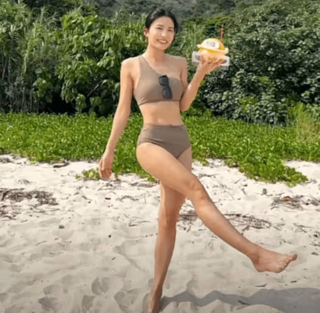 名模林芊妤穿比基尼秀身材：前凸後翹 曲線優美