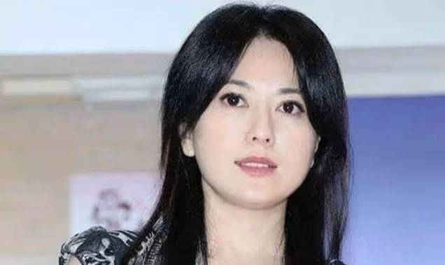 《家有仙妻》戈偉如兩進兩出豪門,和金城武姐弟戀,拒絕10億贍養費,苦盡甘來是最好的歸宿