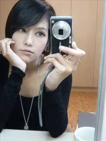 記得台大五姬嗎?近況曝光「最亮眼的一路跌跌撞撞」」最低調女神「拿博士回台教書」被封真女神